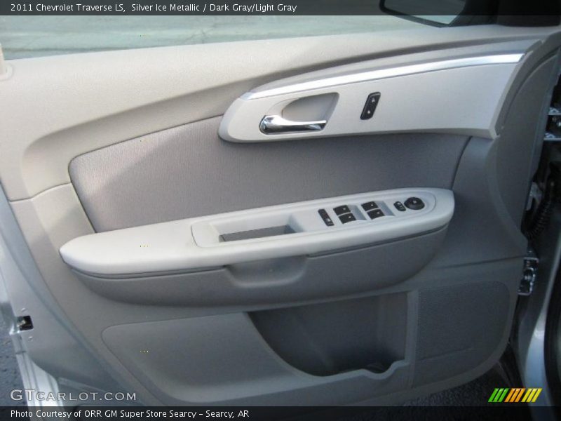 Door Panel of 2011 Traverse LS