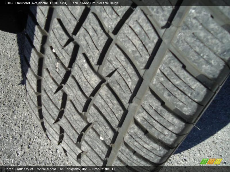 Black / Medium Neutral Beige 2004 Chevrolet Avalanche 1500 4x4