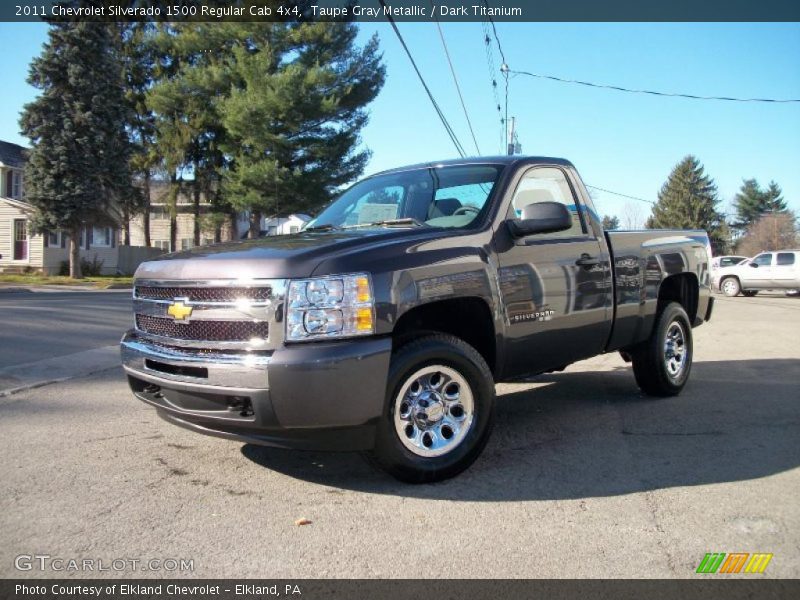 Front 3/4 View of 2011 Silverado 1500 Regular Cab 4x4