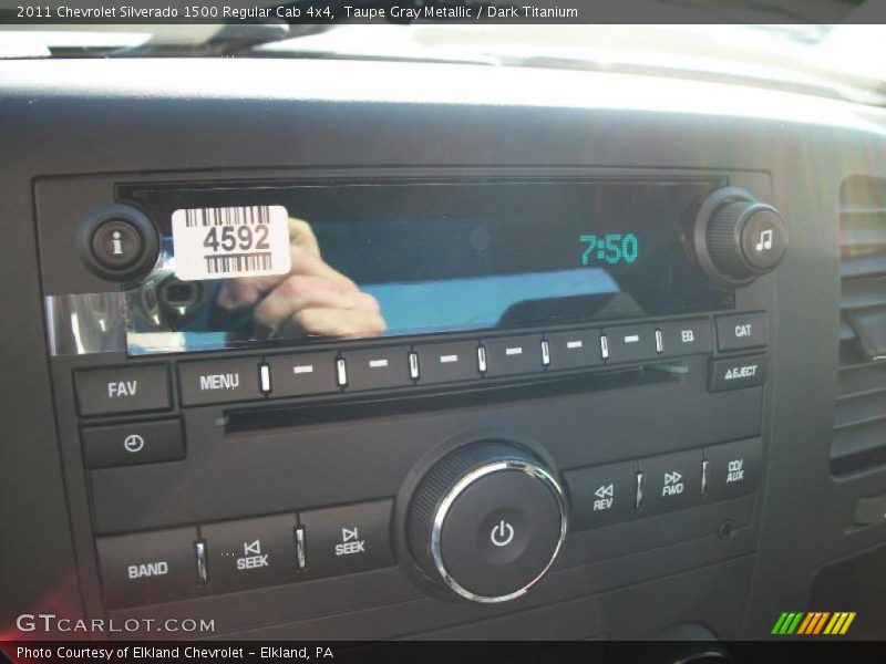 Controls of 2011 Silverado 1500 Regular Cab 4x4