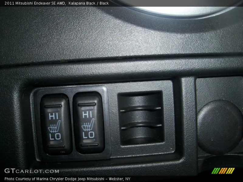 Kalapana Black / Black 2011 Mitsubishi Endeavor SE AWD
