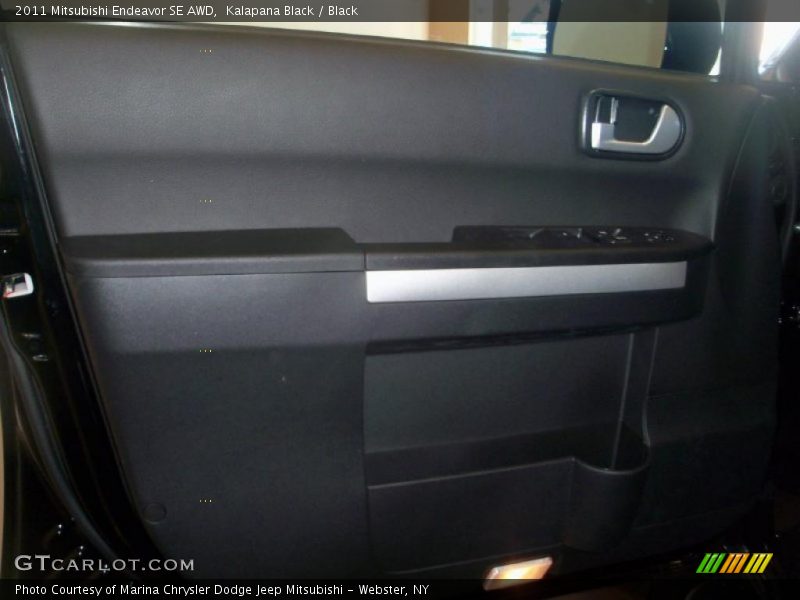 Kalapana Black / Black 2011 Mitsubishi Endeavor SE AWD