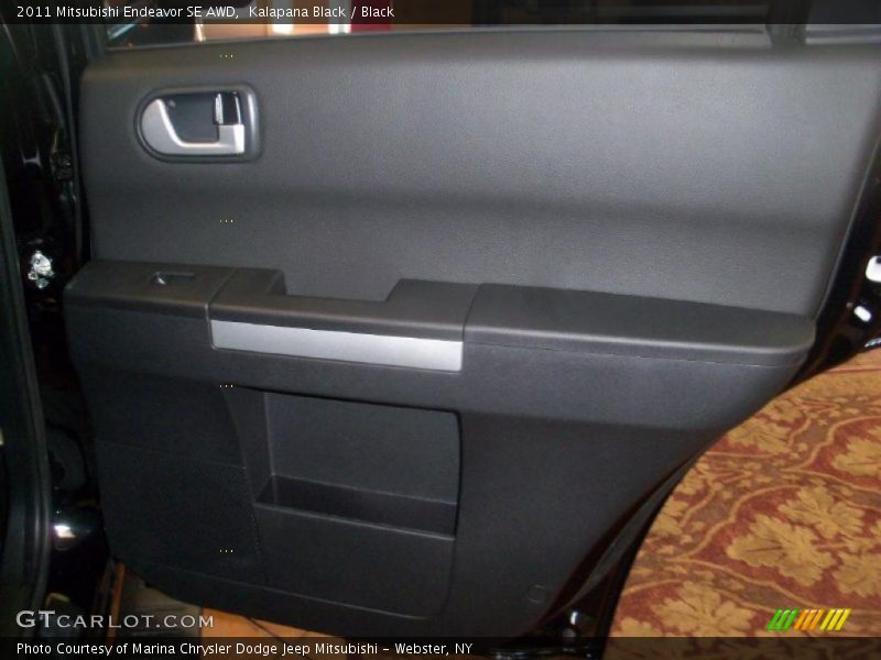 Kalapana Black / Black 2011 Mitsubishi Endeavor SE AWD