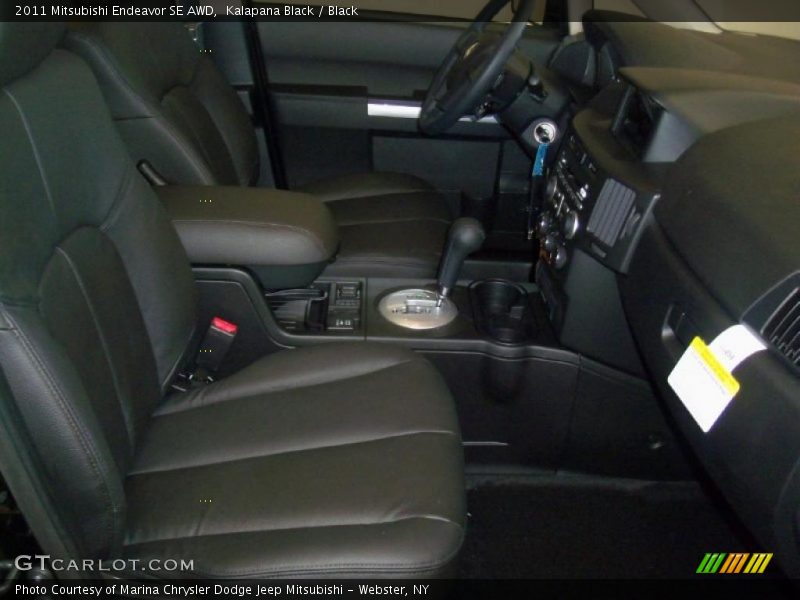 Kalapana Black / Black 2011 Mitsubishi Endeavor SE AWD