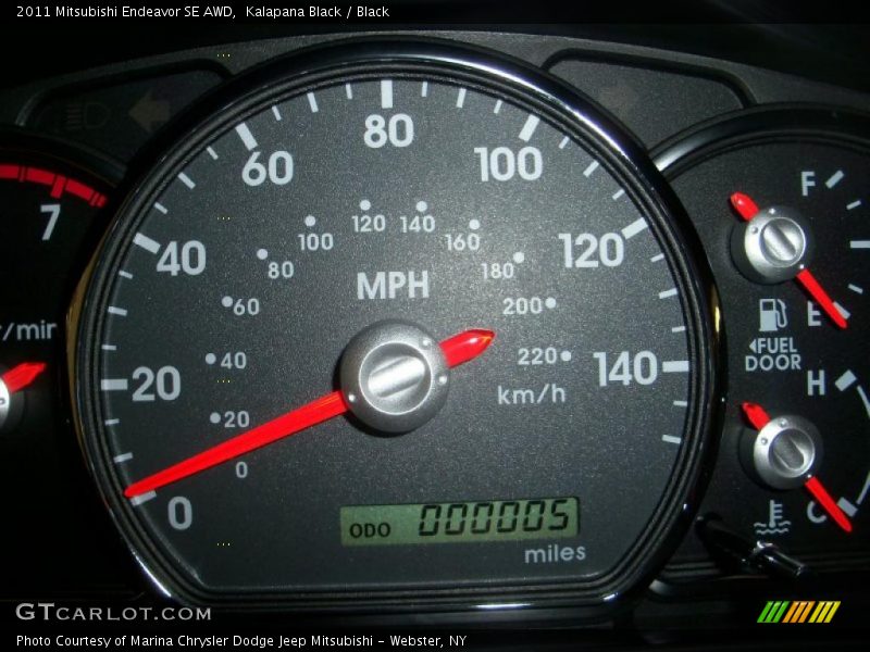 Kalapana Black / Black 2011 Mitsubishi Endeavor SE AWD