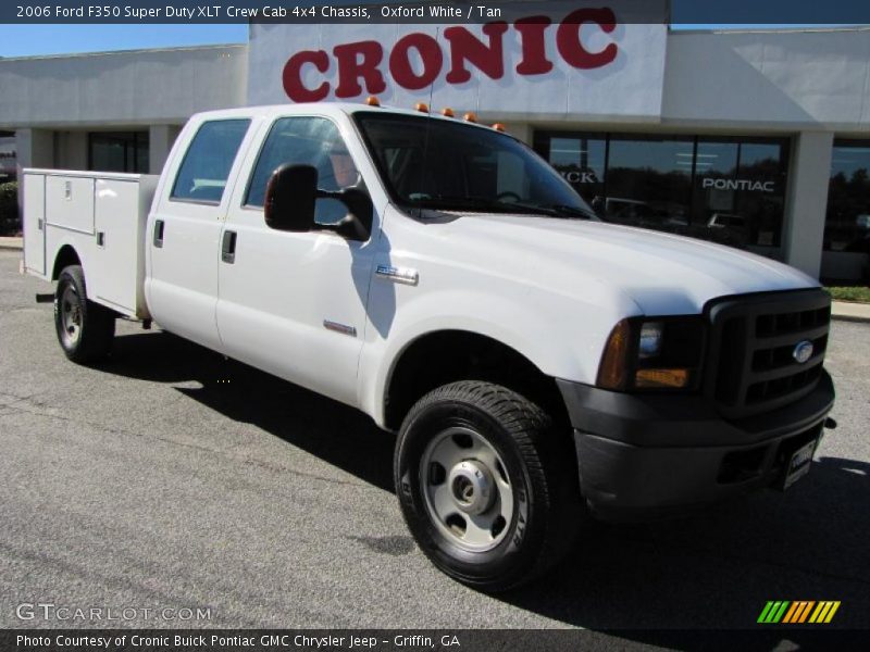 Oxford White / Tan 2006 Ford F350 Super Duty XLT Crew Cab 4x4 Chassis