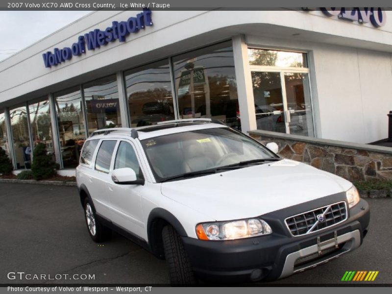 Ice White / Taupe 2007 Volvo XC70 AWD Cross Country