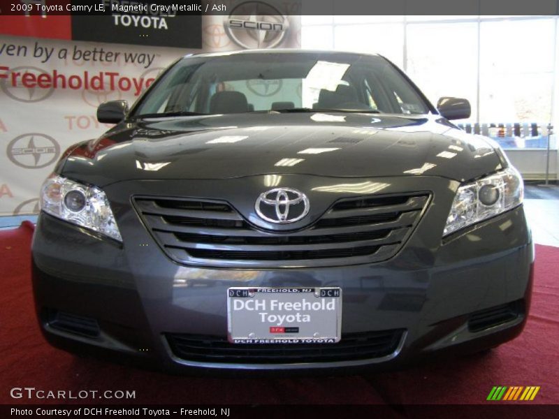 Magnetic Gray Metallic / Ash 2009 Toyota Camry LE