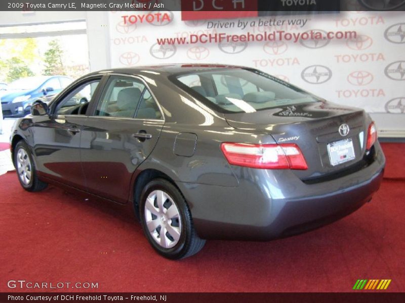 Magnetic Gray Metallic / Ash 2009 Toyota Camry LE