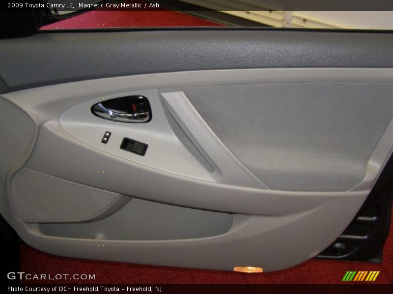 Magnetic Gray Metallic / Ash 2009 Toyota Camry LE