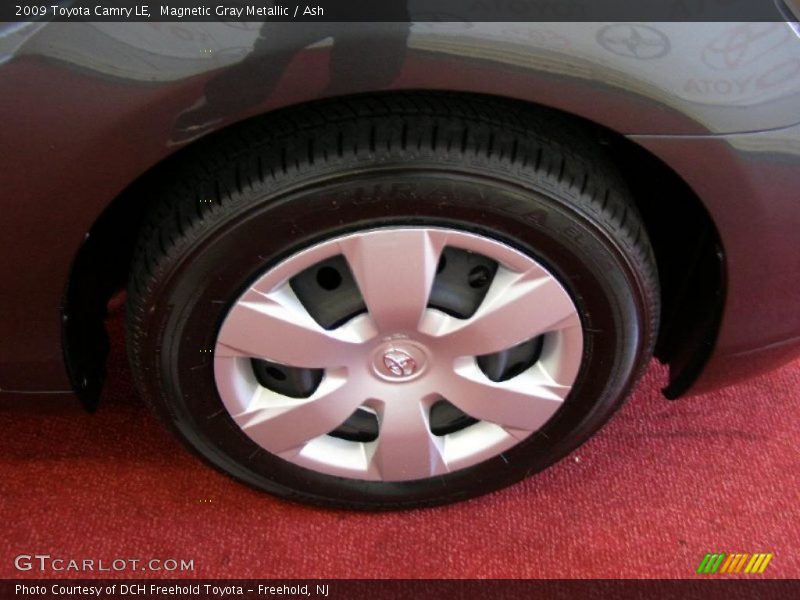 Magnetic Gray Metallic / Ash 2009 Toyota Camry LE