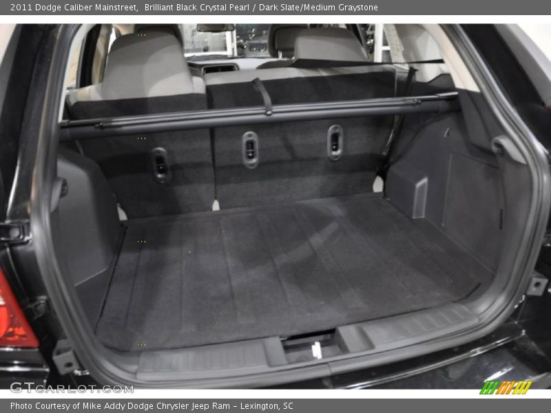  2011 Caliber Mainstreet Trunk