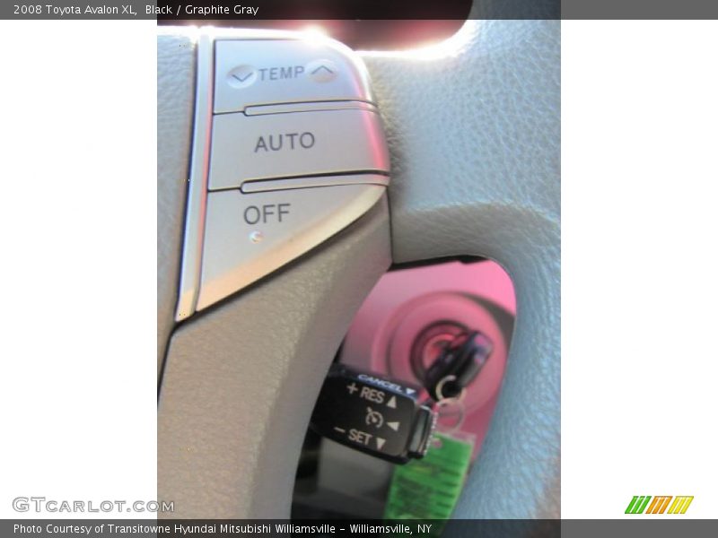 Black / Graphite Gray 2008 Toyota Avalon XL