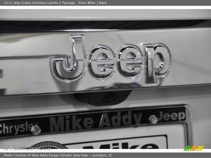 Stone White / Black 2011 Jeep Grand Cherokee Laredo X Package