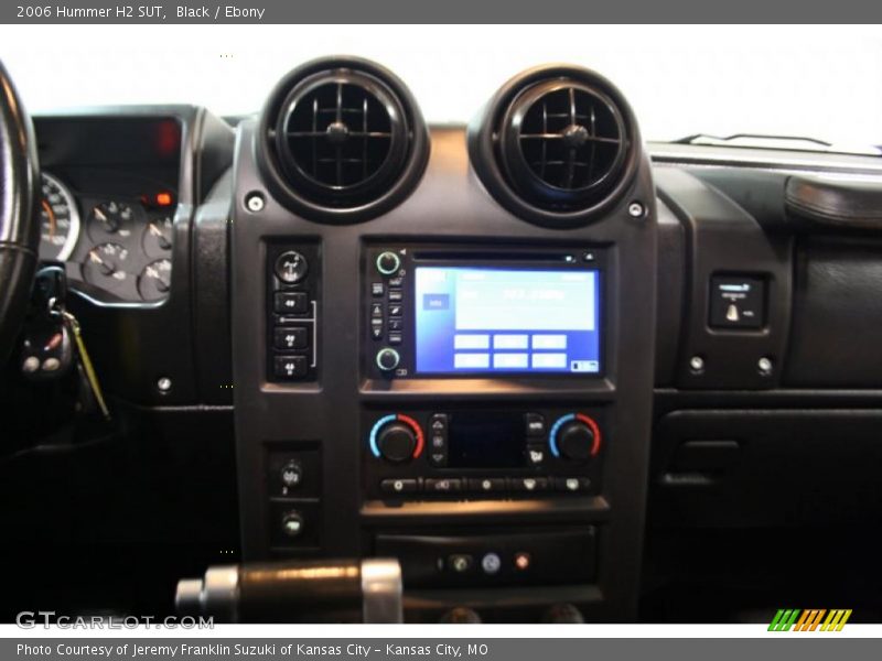 Black / Ebony 2006 Hummer H2 SUT