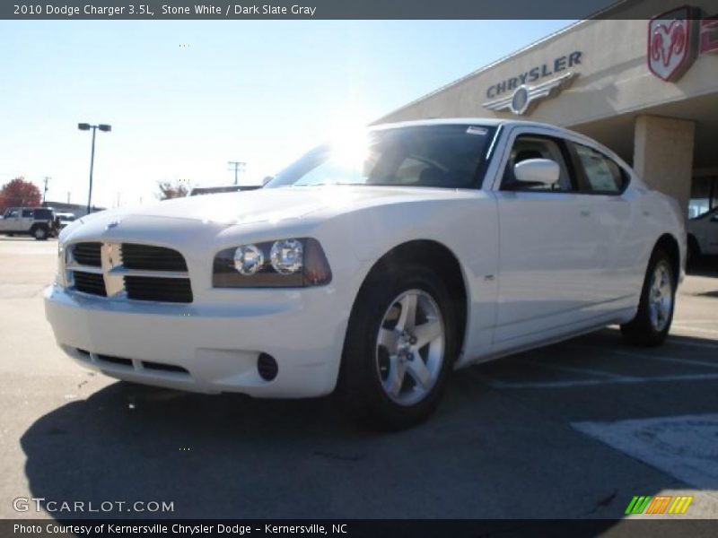 Stone White / Dark Slate Gray 2010 Dodge Charger 3.5L
