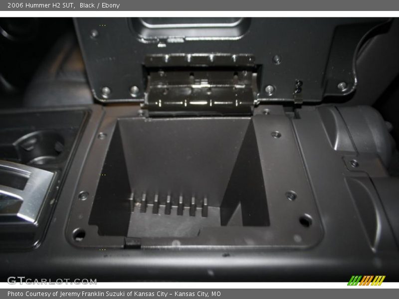Black / Ebony 2006 Hummer H2 SUT
