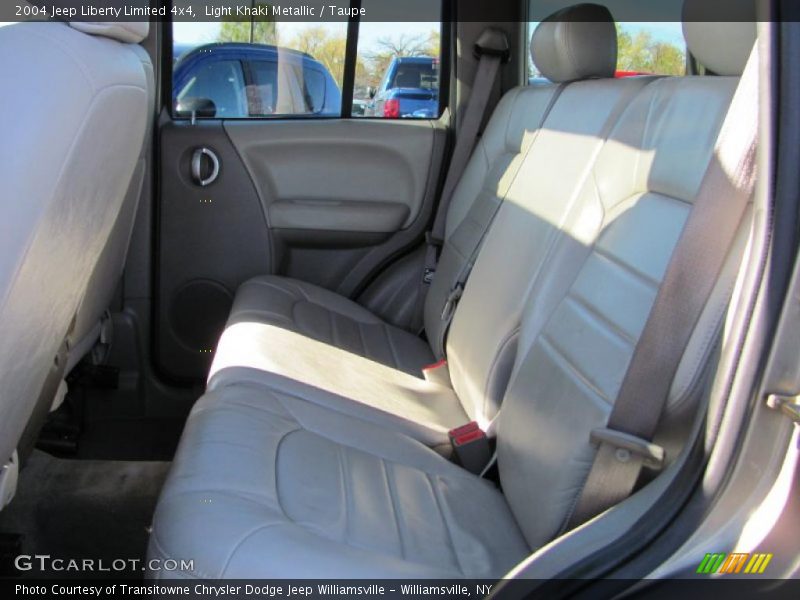 Light Khaki Metallic / Taupe 2004 Jeep Liberty Limited 4x4