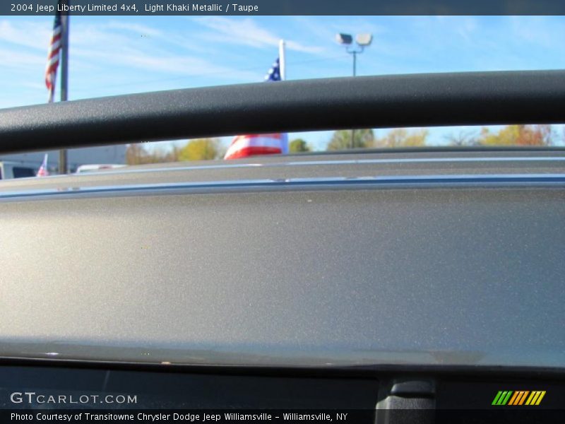 Light Khaki Metallic / Taupe 2004 Jeep Liberty Limited 4x4