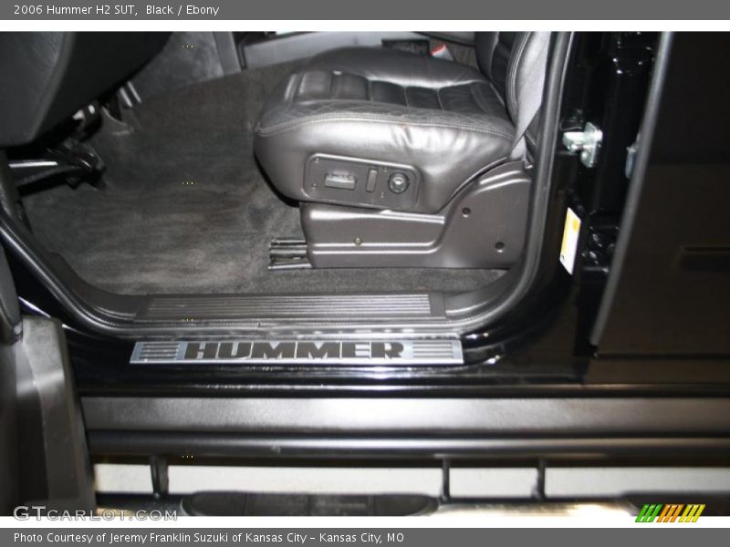 Black / Ebony 2006 Hummer H2 SUT