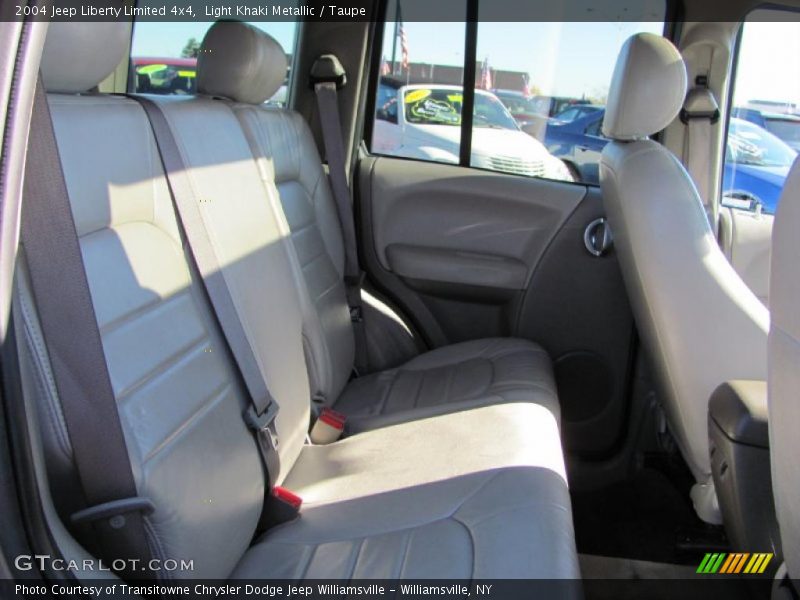 Light Khaki Metallic / Taupe 2004 Jeep Liberty Limited 4x4