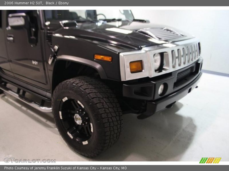 Black / Ebony 2006 Hummer H2 SUT