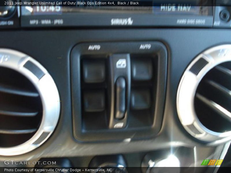 Black / Black 2011 Jeep Wrangler Unlimited Call of Duty: Black Ops Edition 4x4