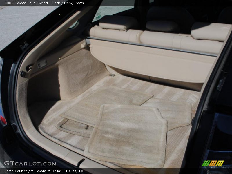 Black / Ivory/Brown 2005 Toyota Prius Hybrid