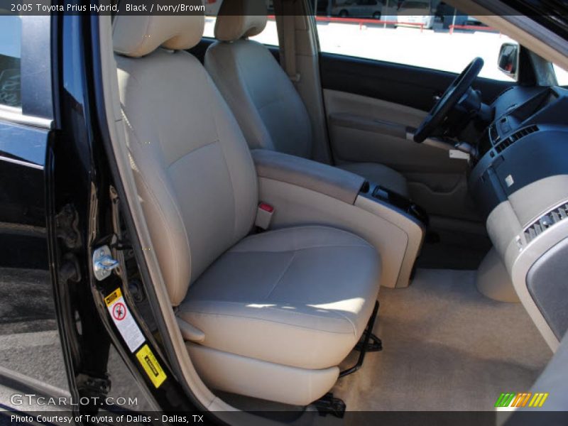 Black / Ivory/Brown 2005 Toyota Prius Hybrid