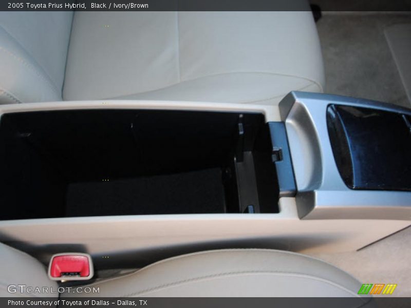 Black / Ivory/Brown 2005 Toyota Prius Hybrid