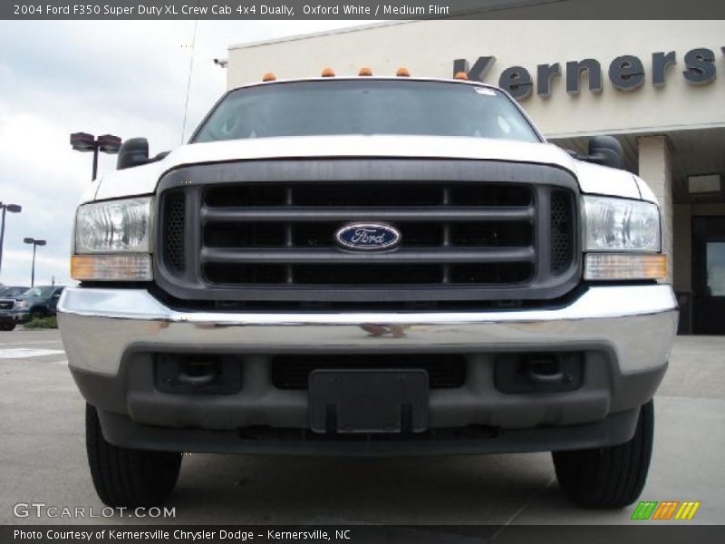 Oxford White / Medium Flint 2004 Ford F350 Super Duty XL Crew Cab 4x4 Dually