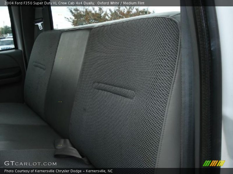  2004 F350 Super Duty XL Crew Cab 4x4 Dually Medium Flint Interior