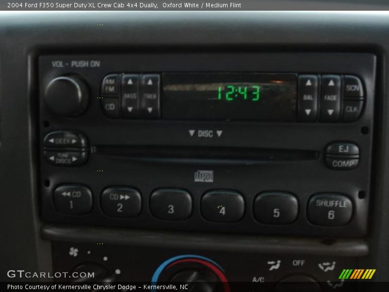 Oxford White / Medium Flint 2004 Ford F350 Super Duty XL Crew Cab 4x4 Dually