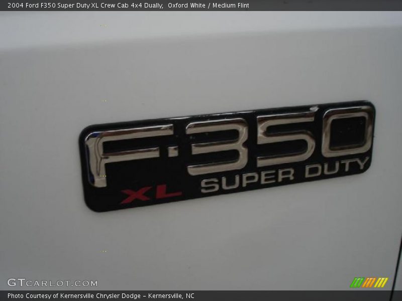 2004 F350 Super Duty XL Crew Cab 4x4 Dually Logo
