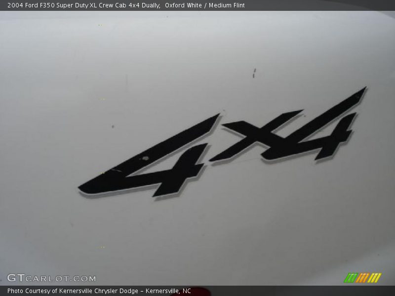  2004 F350 Super Duty XL Crew Cab 4x4 Dually Logo