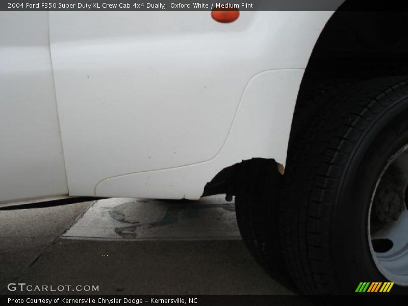 Oxford White / Medium Flint 2004 Ford F350 Super Duty XL Crew Cab 4x4 Dually