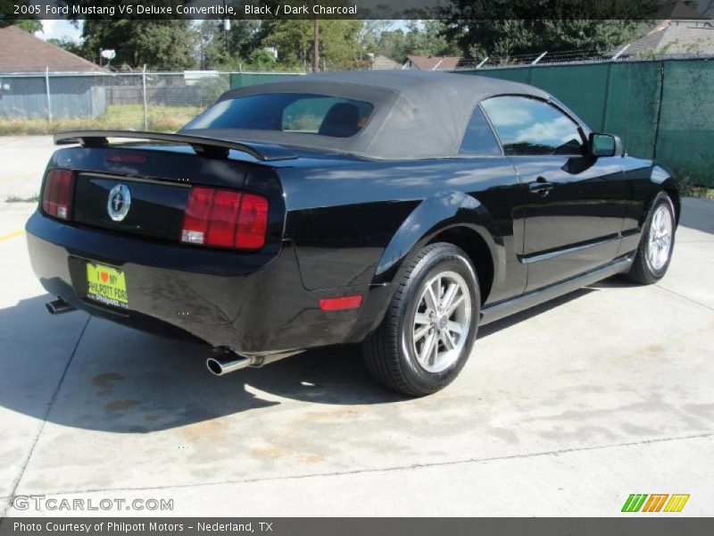 Black / Dark Charcoal 2005 Ford Mustang V6 Deluxe Convertible