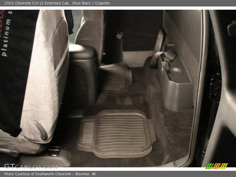 Onyx Black / Graphite 2001 Chevrolet S10 LS Extended Cab