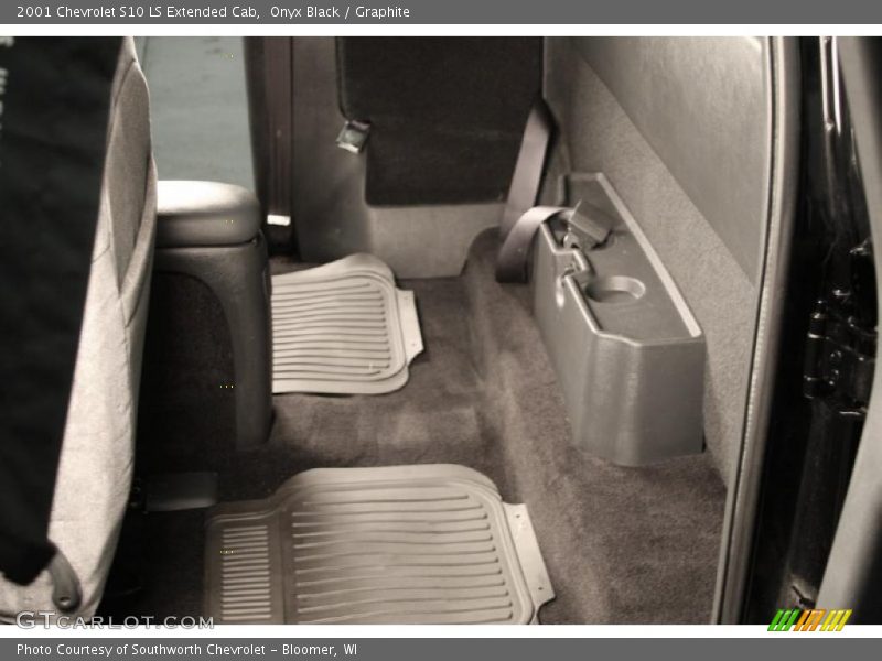 Onyx Black / Graphite 2001 Chevrolet S10 LS Extended Cab