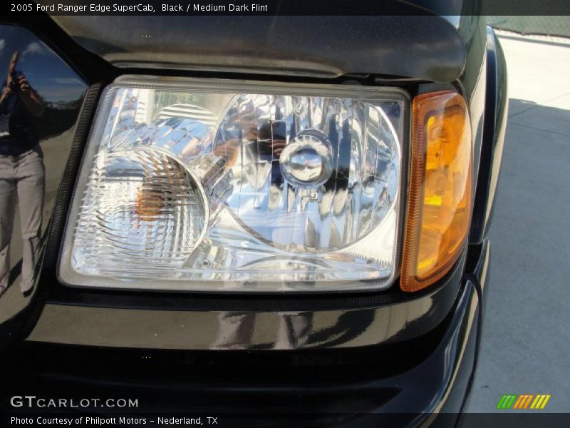 Black / Medium Dark Flint 2005 Ford Ranger Edge SuperCab