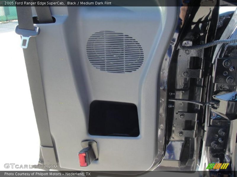 Black / Medium Dark Flint 2005 Ford Ranger Edge SuperCab