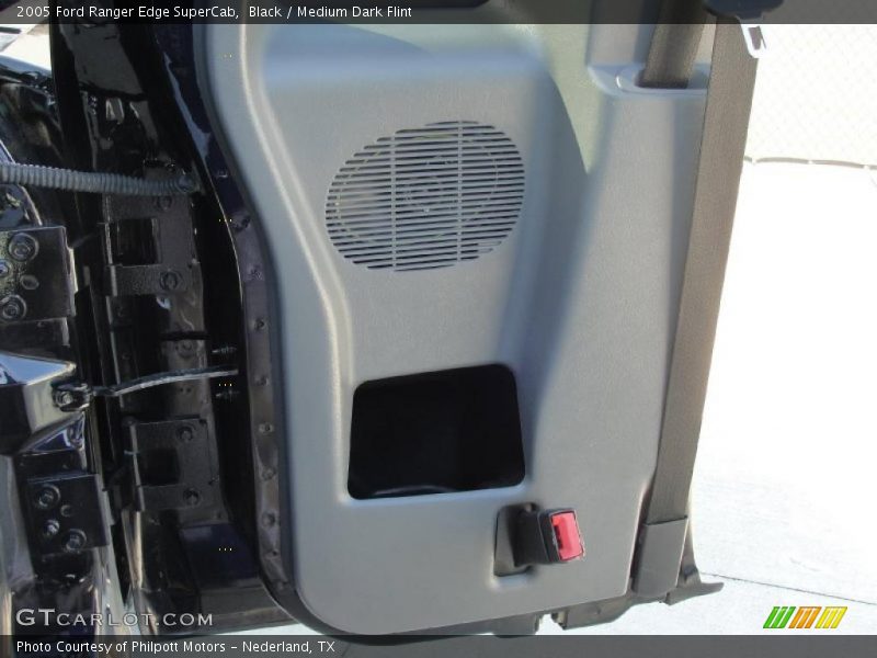 Black / Medium Dark Flint 2005 Ford Ranger Edge SuperCab