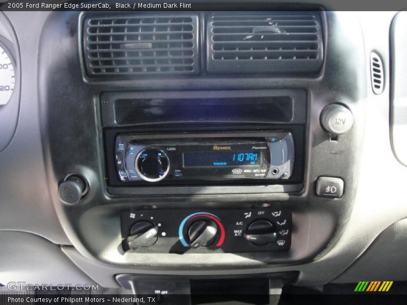 Black / Medium Dark Flint 2005 Ford Ranger Edge SuperCab