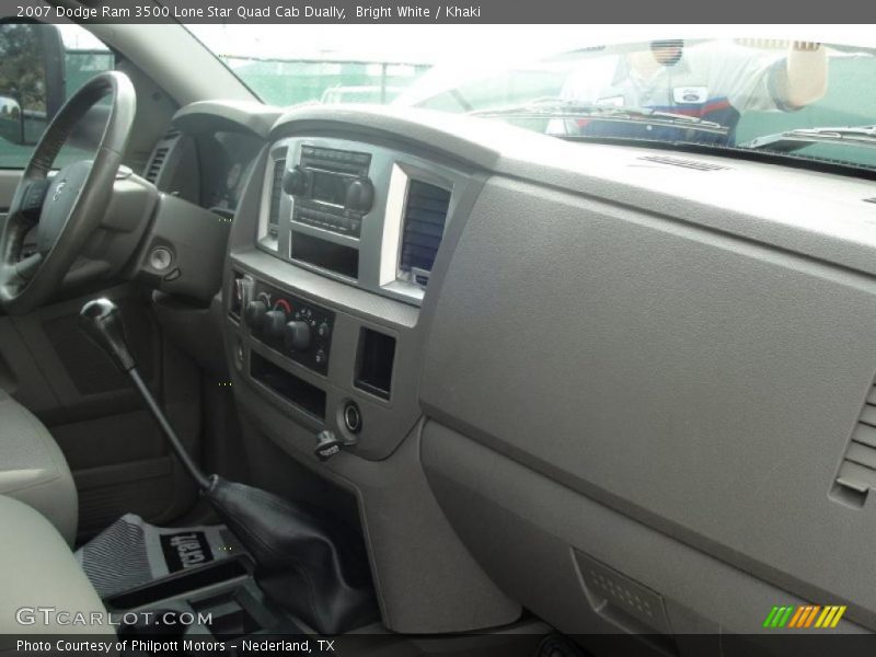 Dashboard of 2007 Ram 3500 Lone Star Quad Cab Dually