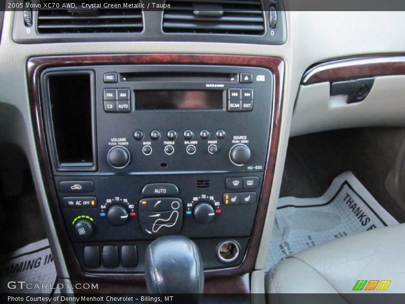 Crystal Green Metallic / Taupe 2005 Volvo XC70 AWD