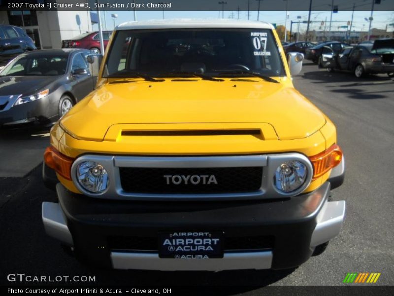 Sun Fusion / Dark Charcoal 2007 Toyota FJ Cruiser 4WD
