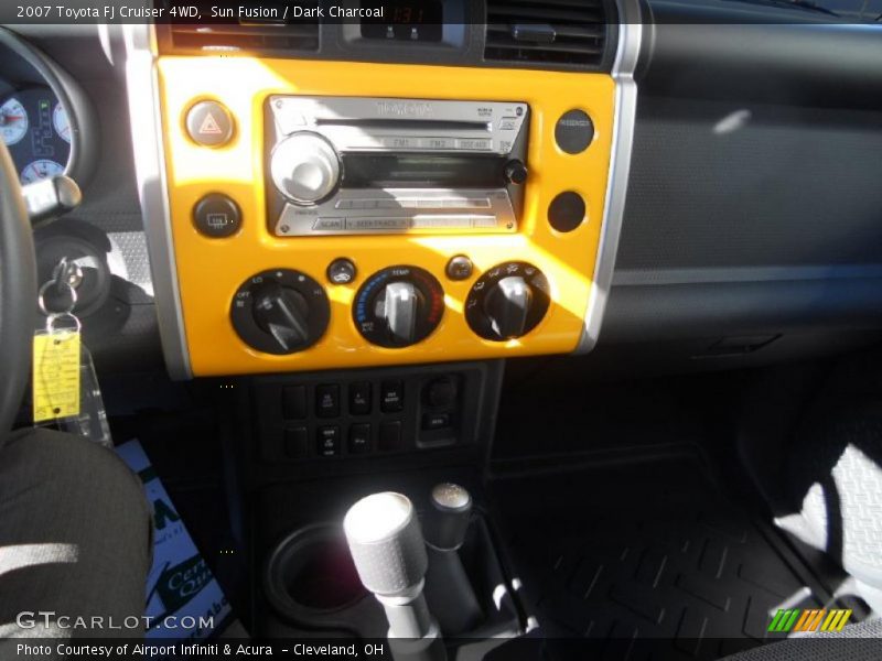 Sun Fusion / Dark Charcoal 2007 Toyota FJ Cruiser 4WD