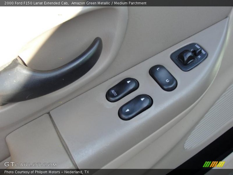Controls of 2000 F150 Lariat Extended Cab