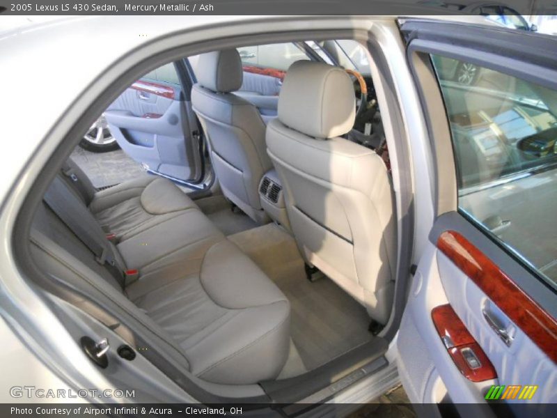 Mercury Metallic / Ash 2005 Lexus LS 430 Sedan