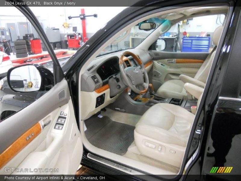 Black Onyx / Ivory 2004 Lexus GX 470